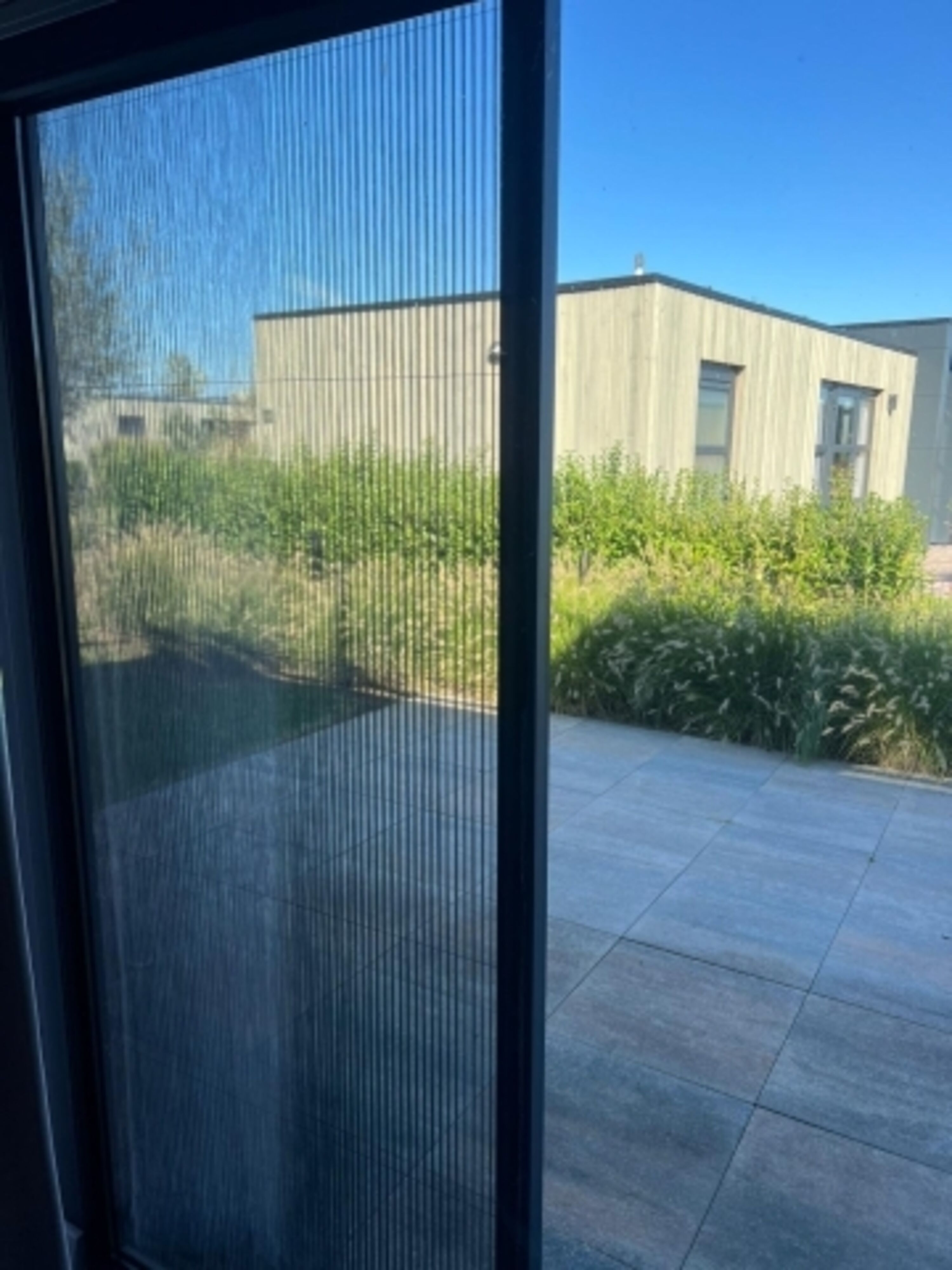 Fenstergitter vor der Terrassentür