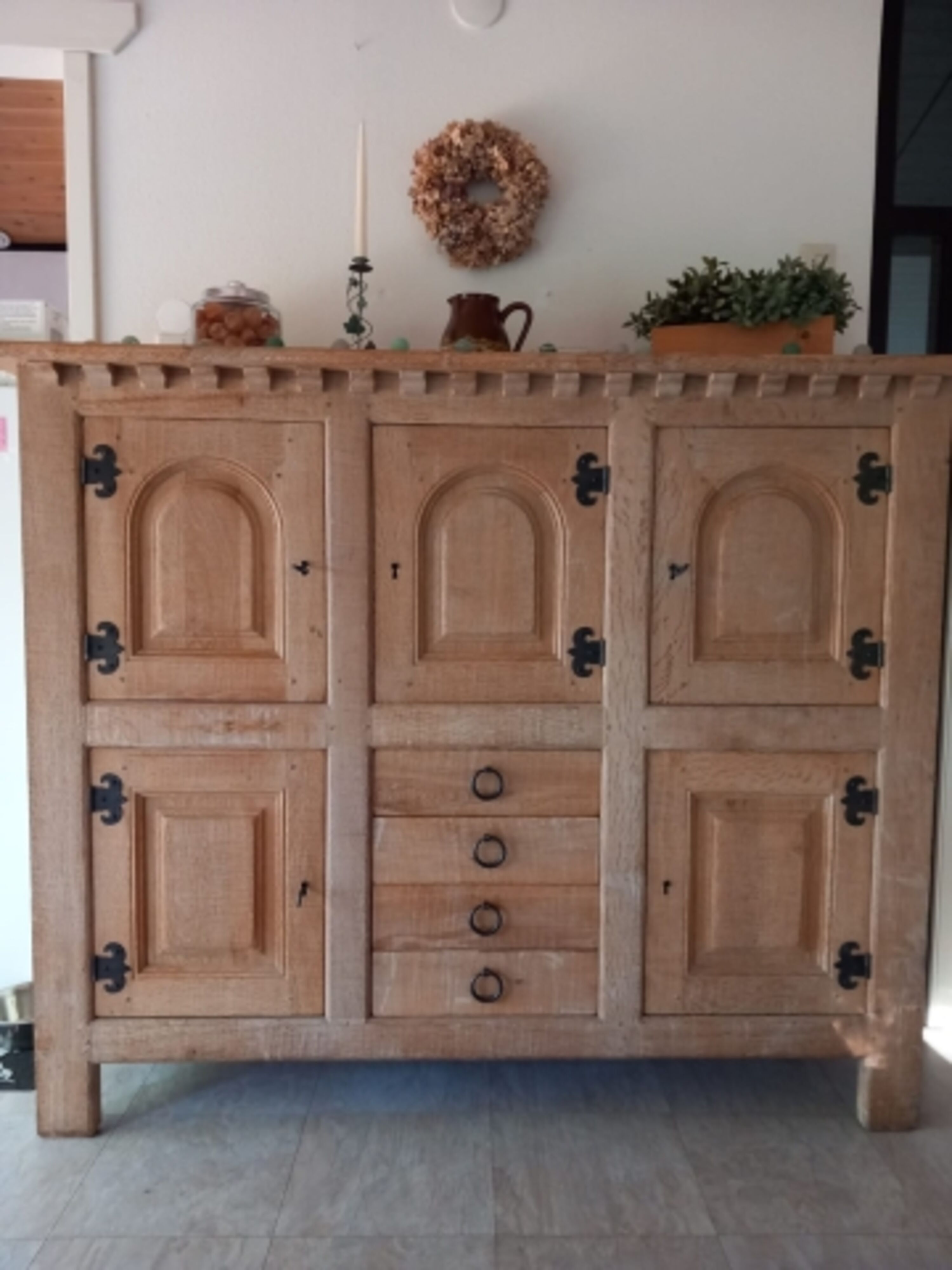 Schrank Wohnzimmer