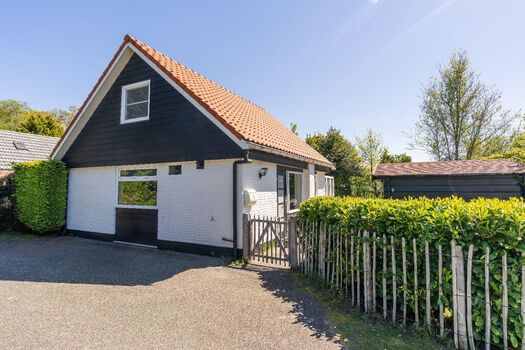 Parkplatz am Haus