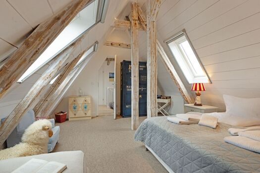 Schlafzimmer drei im 2 OG