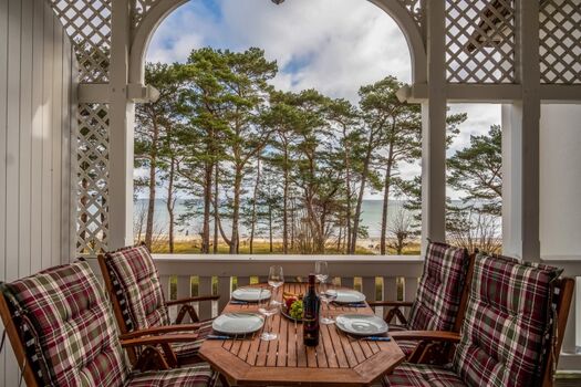 Balkon mit Meerblick