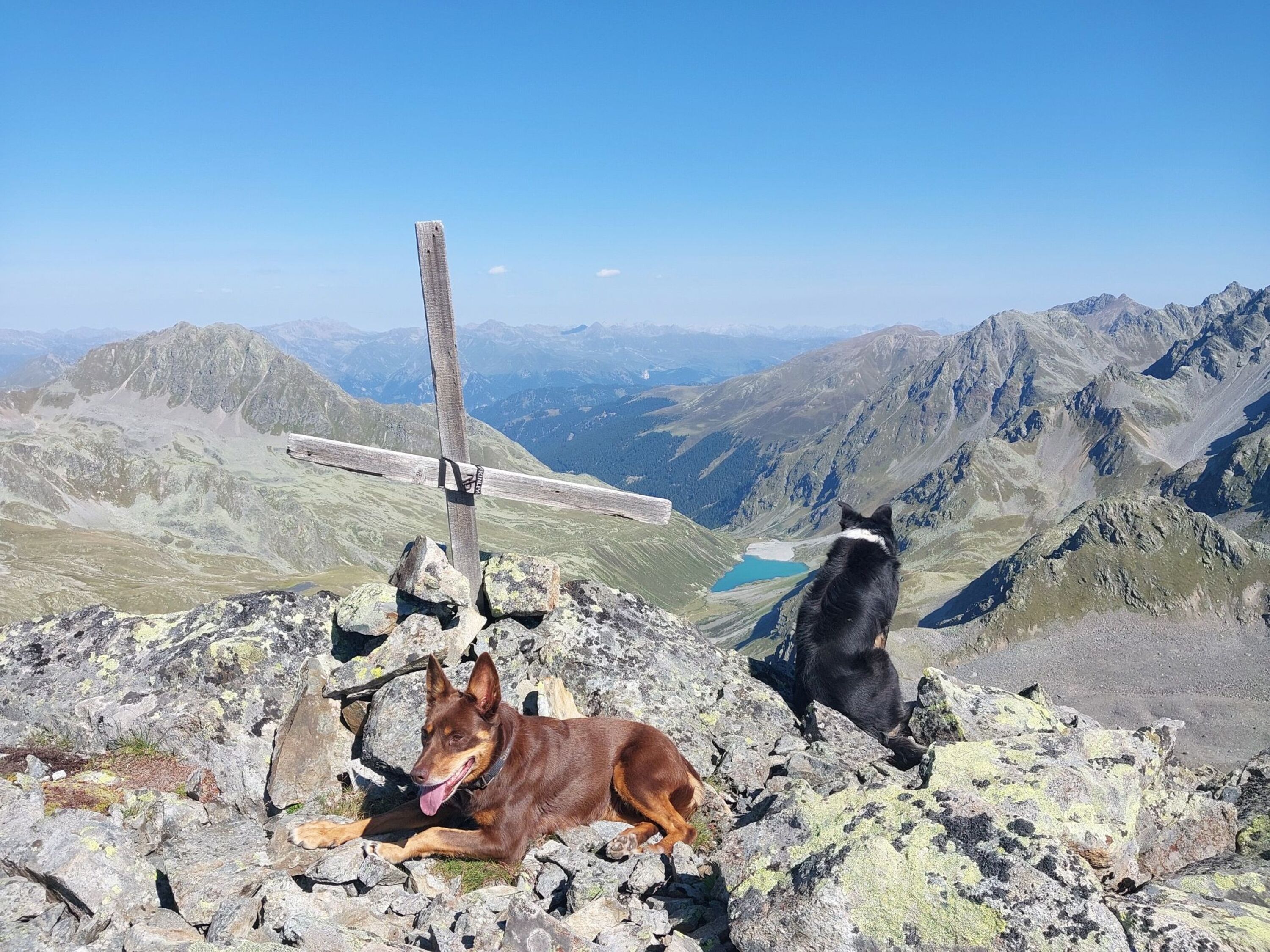Radurscheltal Smaragdsee im Hintergrund