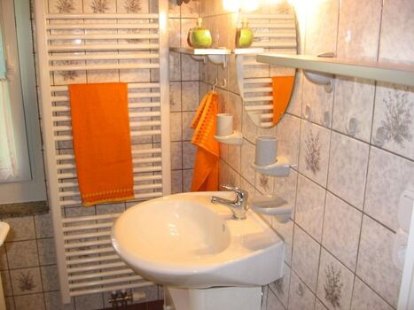 Bad mit Badheizkörper