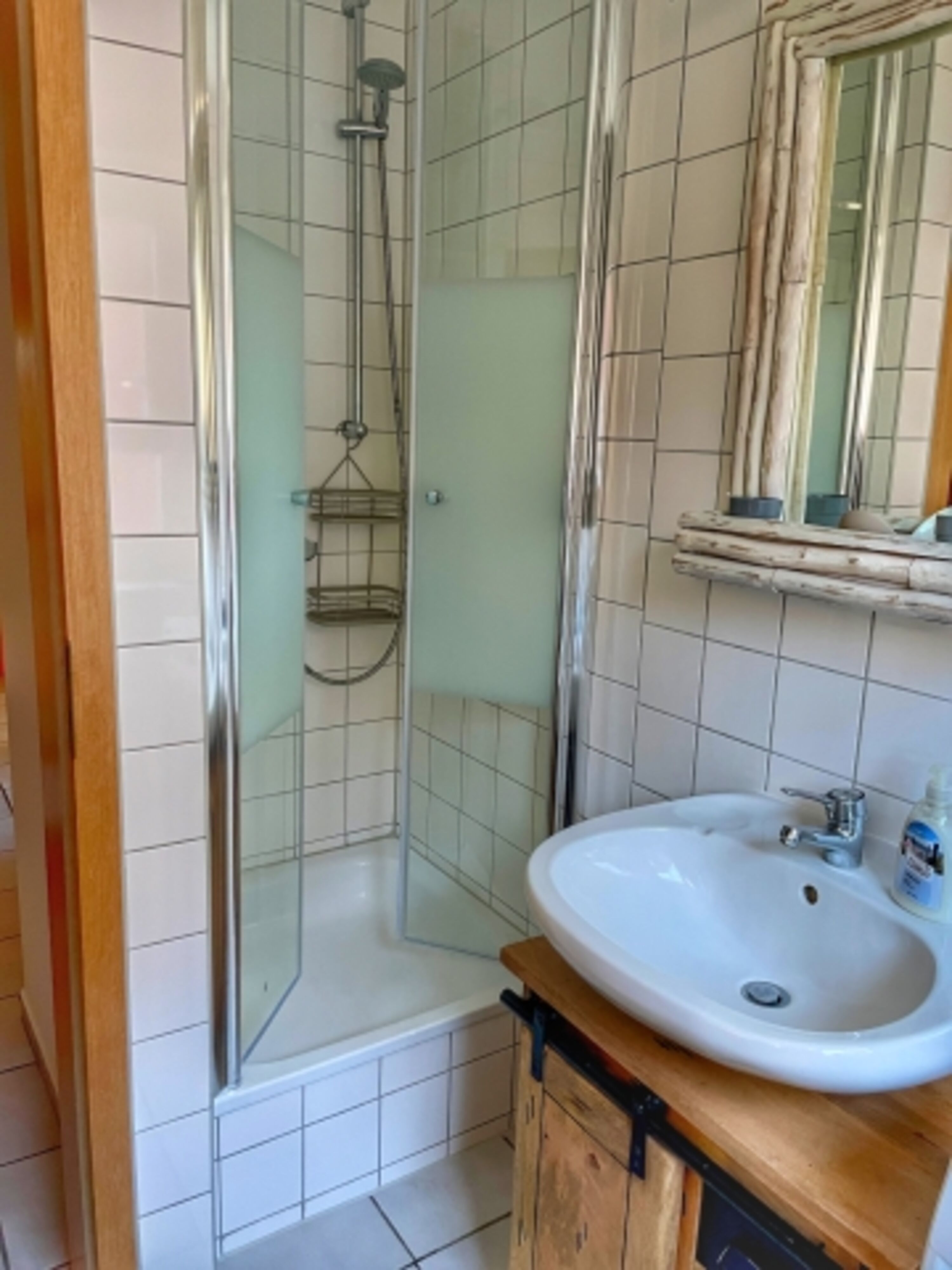 Bad mit Dusche