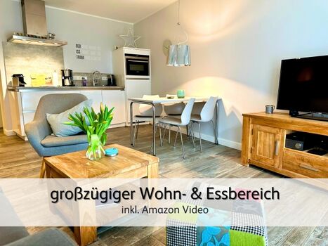 geräumiger Wohn- und Essbereich