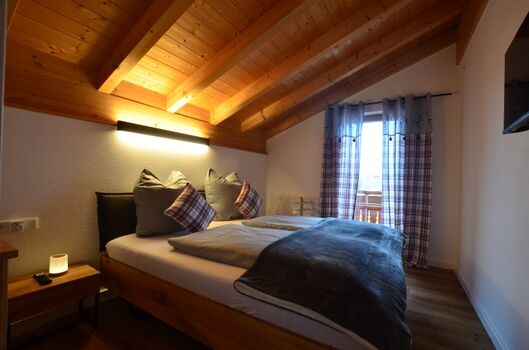 Schlafzimmer 2 mit Doppelbett