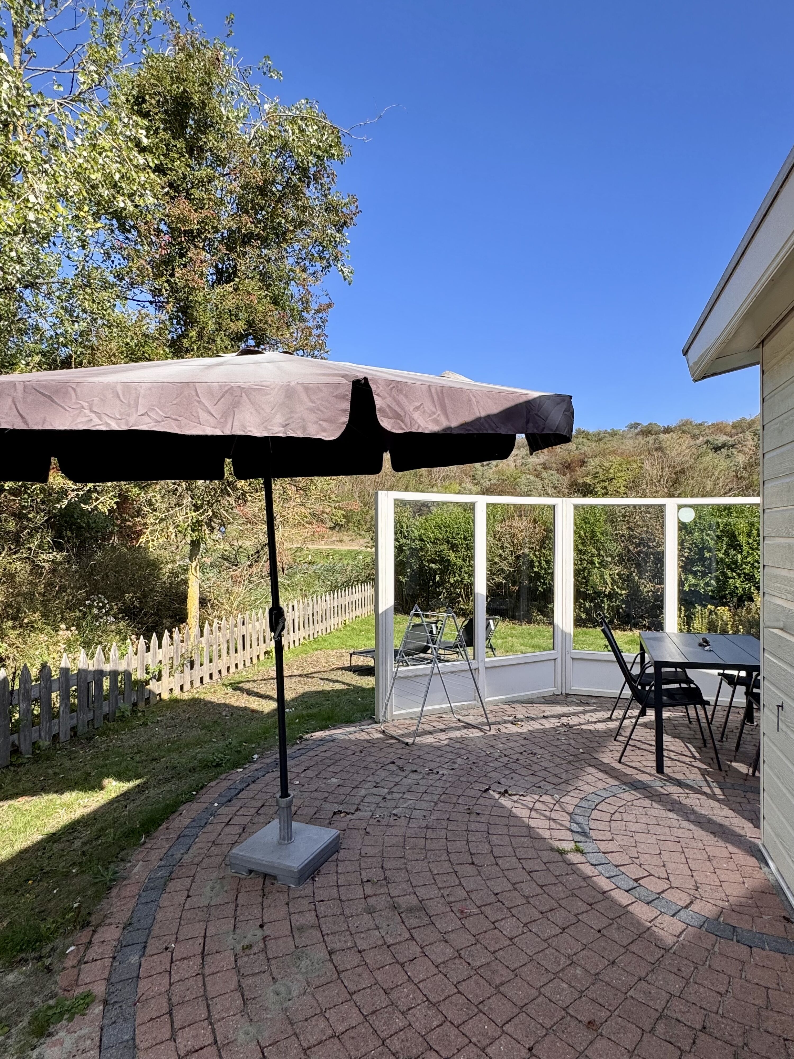Der Garten lädt zum Verweilen ein