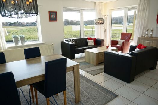 Wohnbereich mit Essbereich