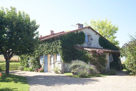 Chez Jouan Ostfassade