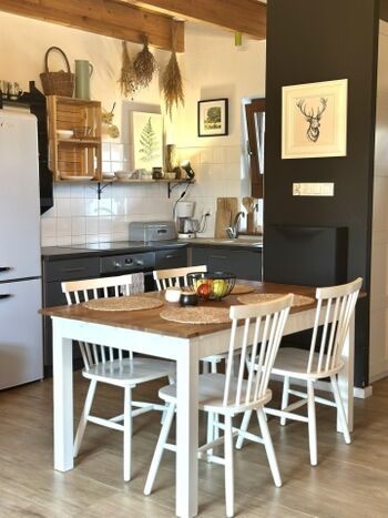 Küche mit Essbereich