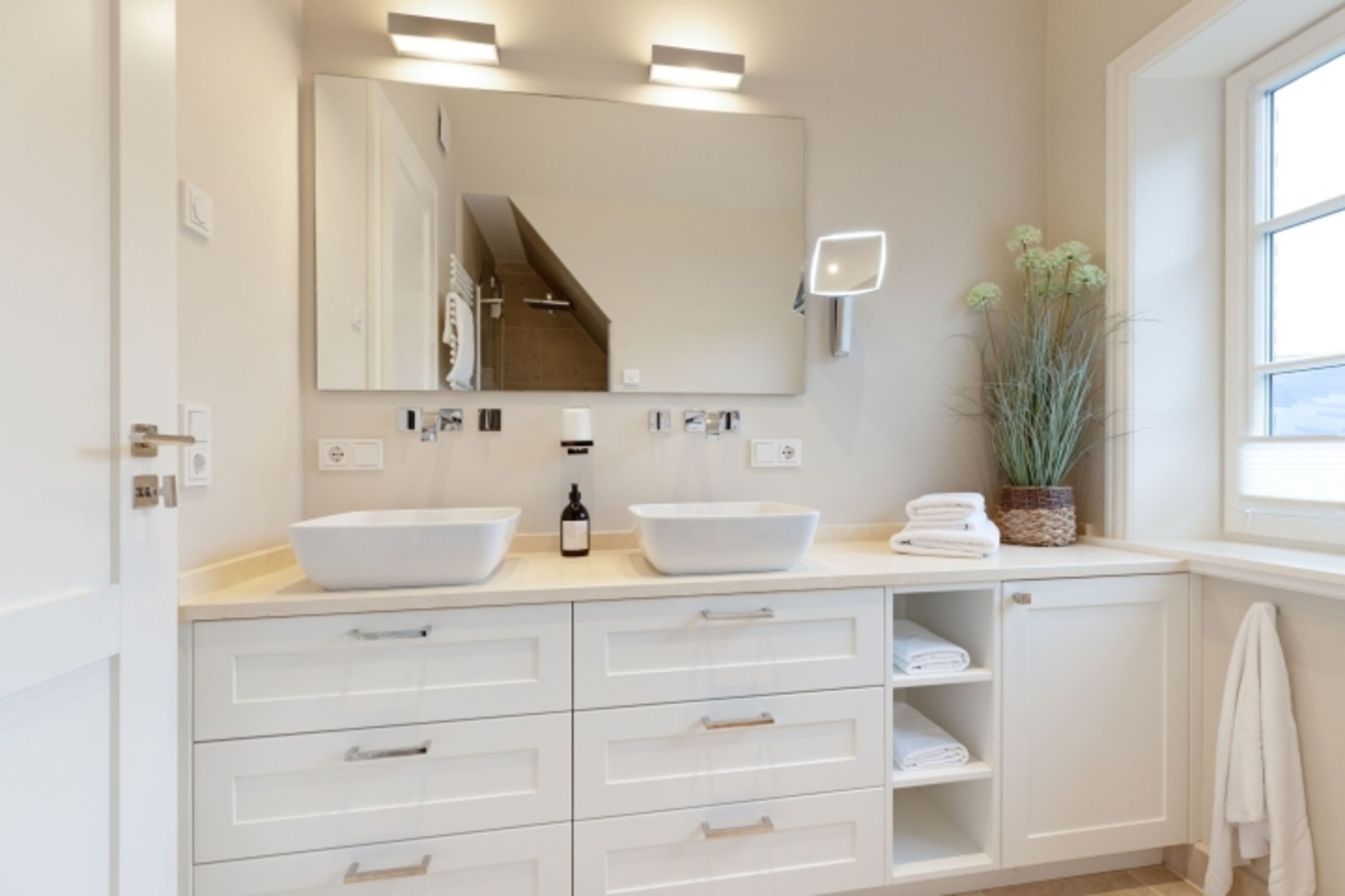 Badezimmer eins im OG