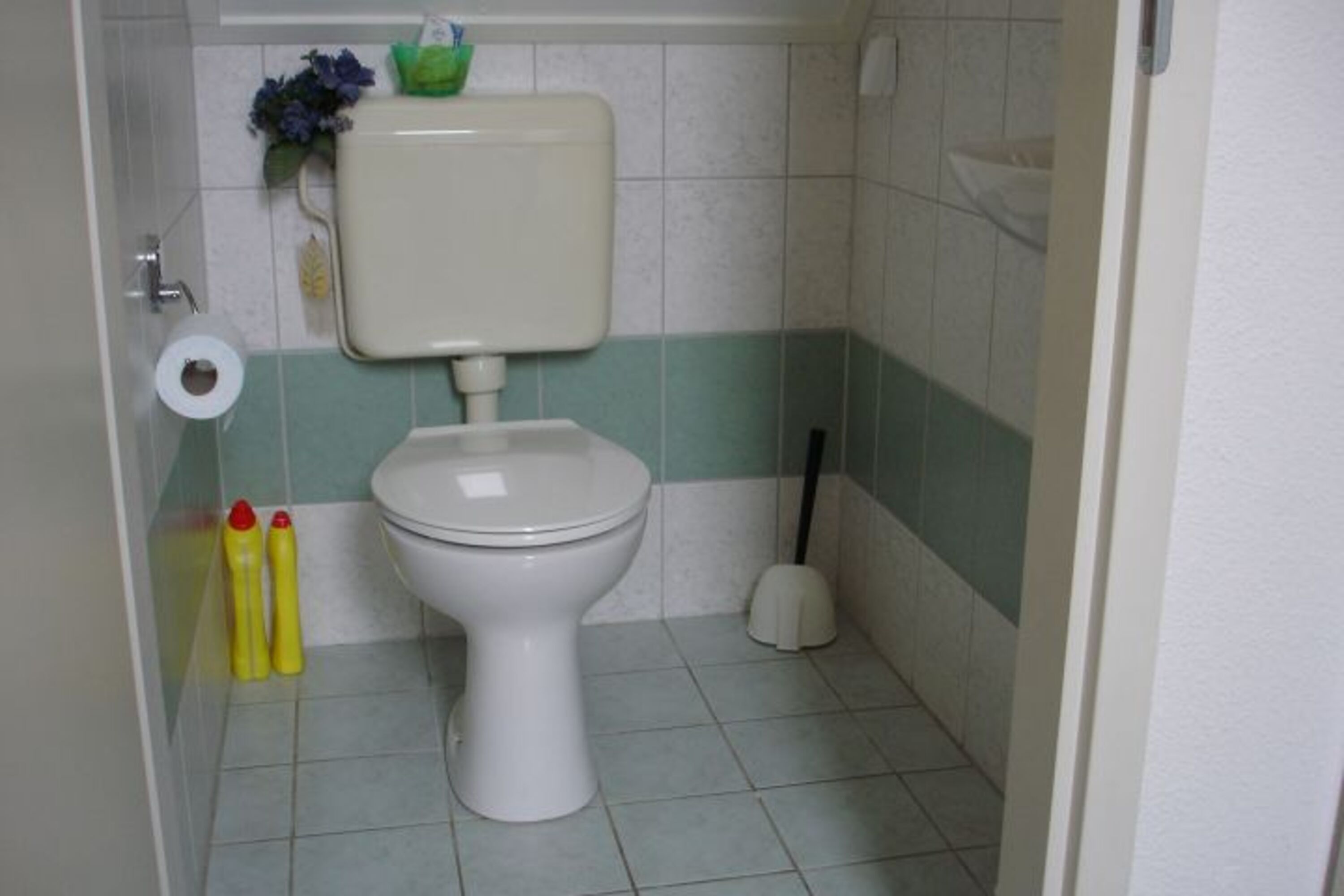 2. WC oben