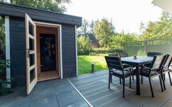 Terrasse mit Sauna