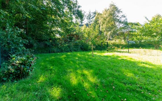 eingezäunter Garten