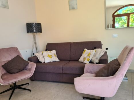 Sitzbreich mit Schlafsofa