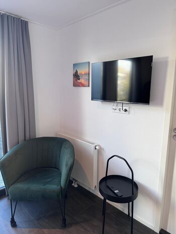 TV im 1. Schlafzimmer