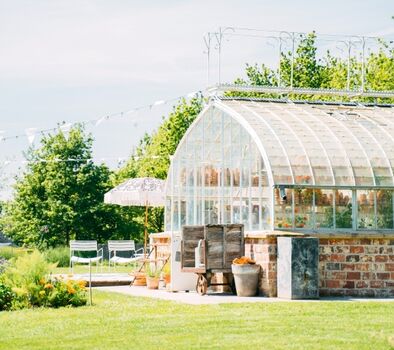 Gewächshaus und Küchengarten für Gäste zum Ernten von frischem Gemüse
