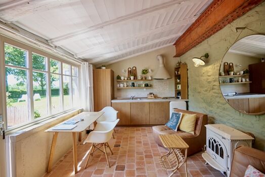 Voll ausgestattete Küche im Ferienhaus in der Bretagne