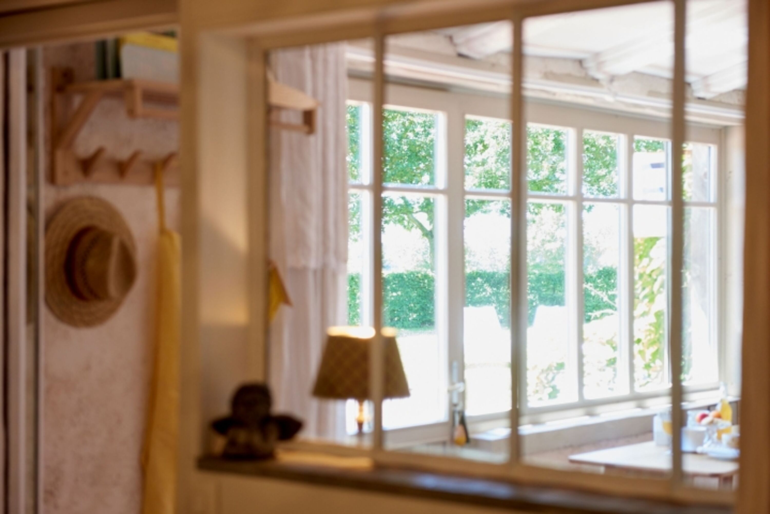 Ausblick vom Schlafzimmer im Ferienhaus in der Bretagne
