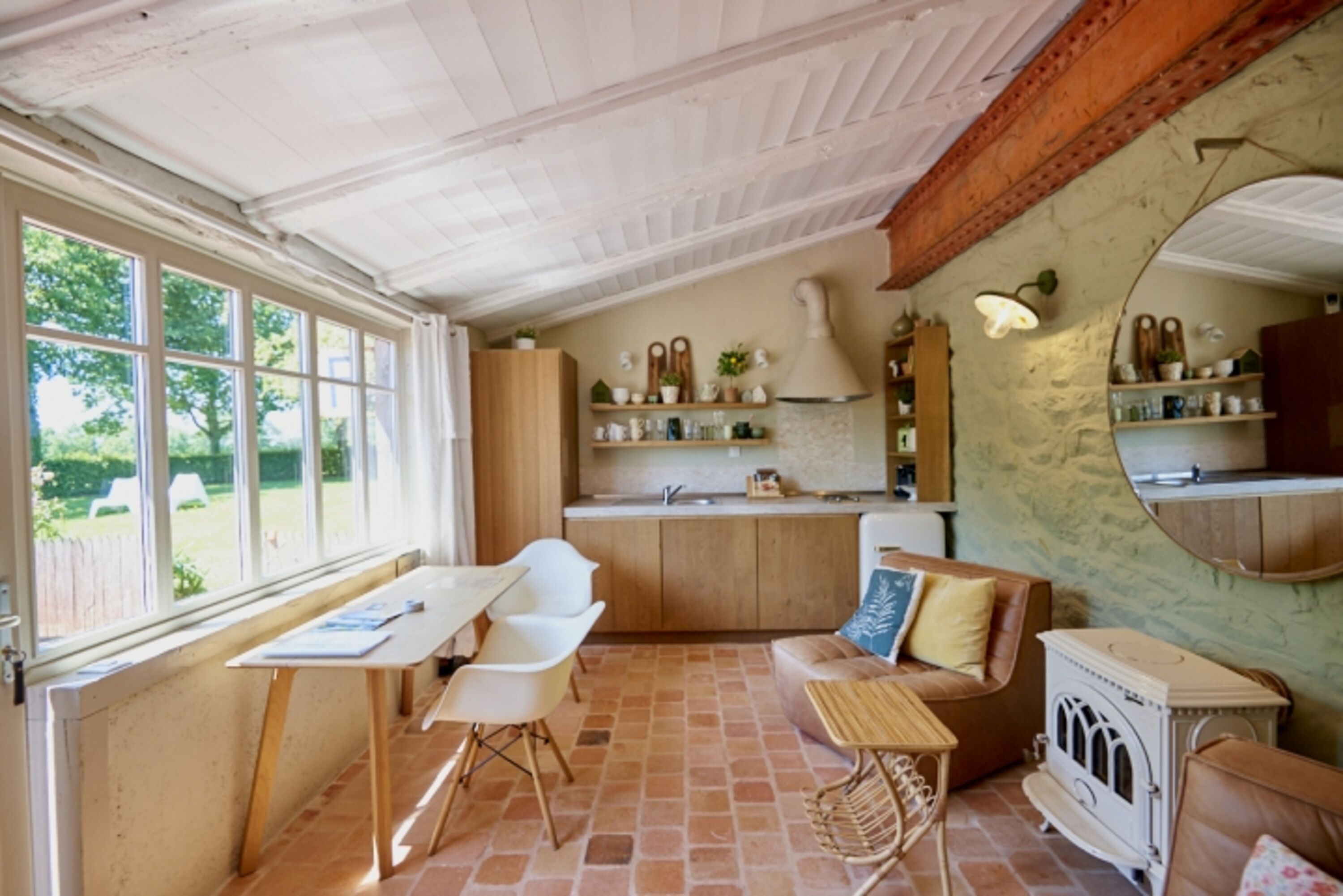 Voll ausgestattete Küche im Ferienhaus in der Bretagne
