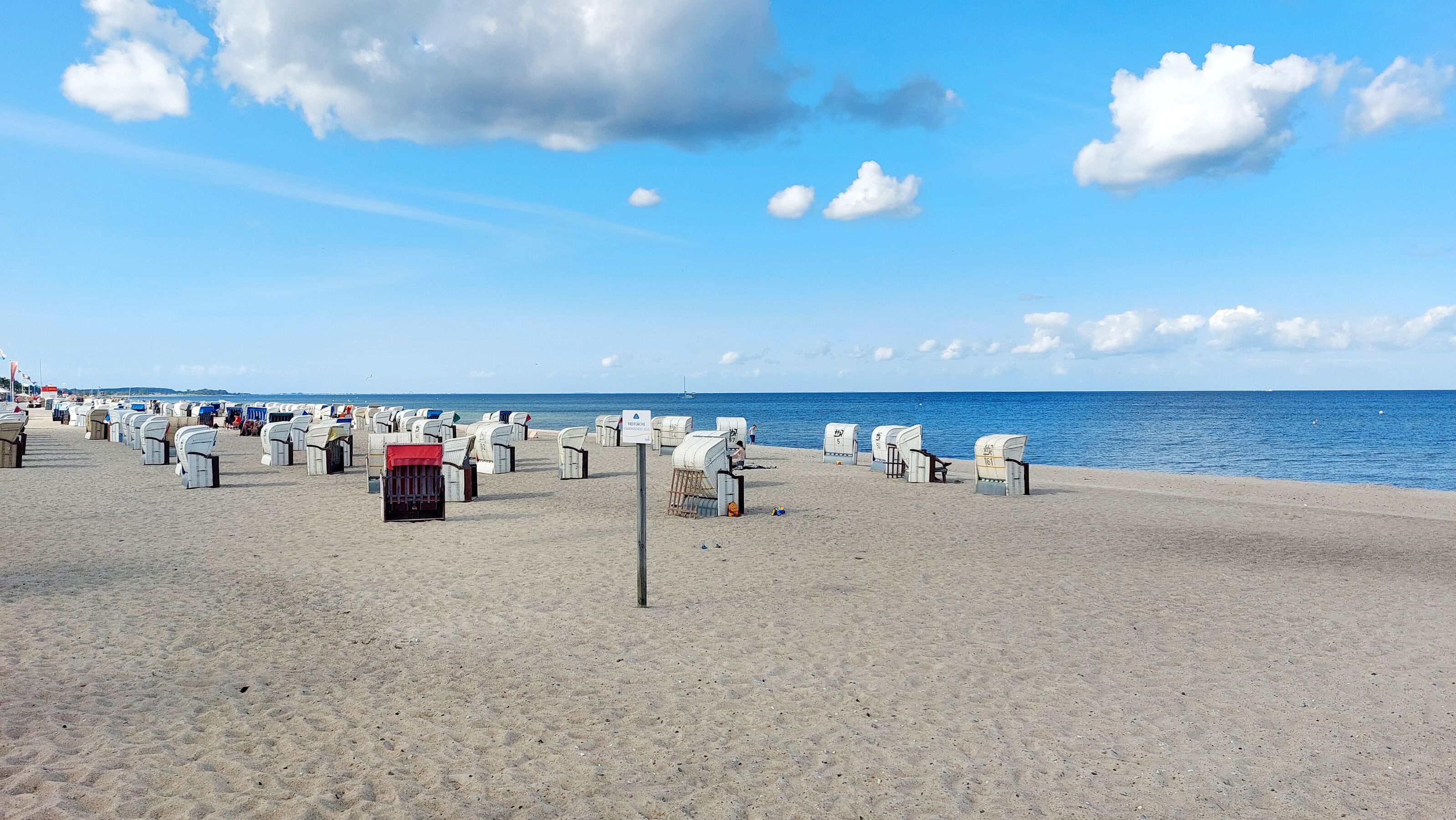 Die Ostsee ist nur wenige Kilometer entfernt