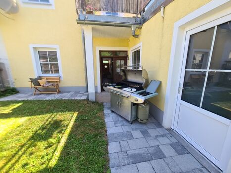 Gasgrill mit extra Pizzastein für leckere schöne Abende 