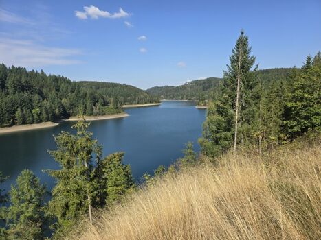 Ködeltalsperre in der Nähe