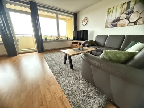 Wohnzimmer mit Schlafsofa
