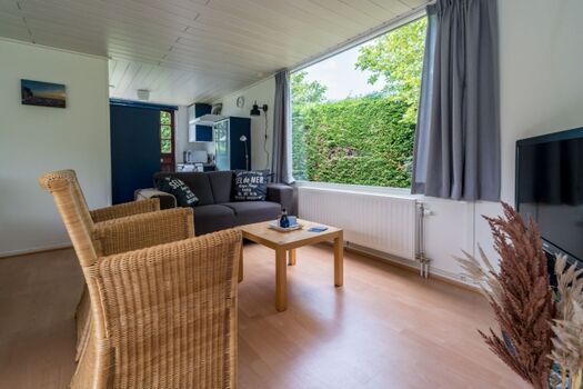 Das gemütlich eingerichtete Wohnzimmer