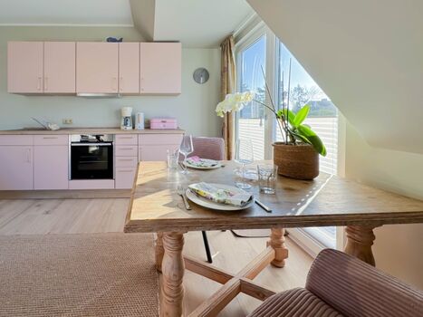 SYLT neu sanierte 2-Zimmer-Wohnung im 1. Stock mit Balkon