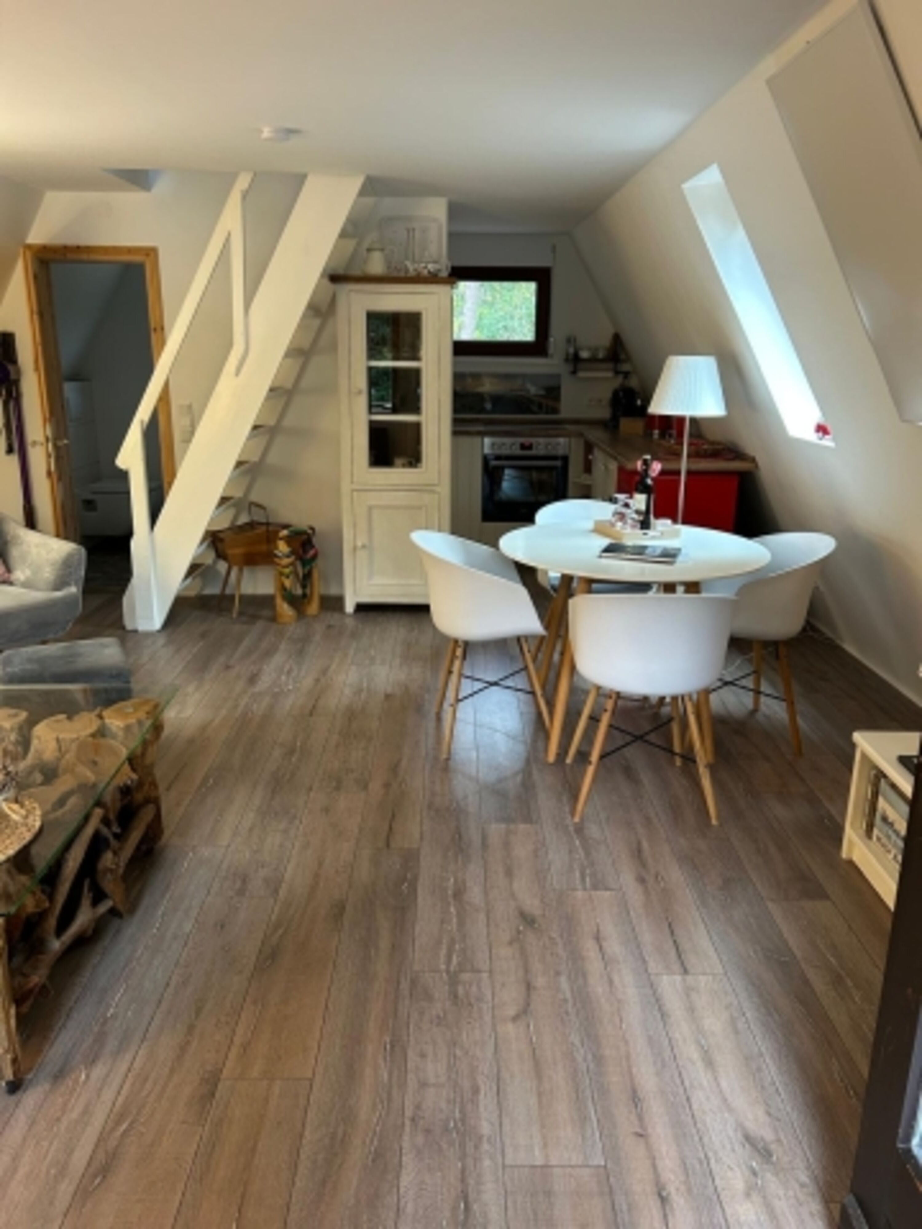 Wohn und Esszimmer 