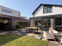 Ferienhaus mit Garten und in der Nähe vom Strand Westenscho ...