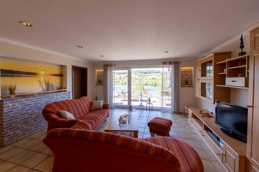 Wohnraum mit tollem Seeblick