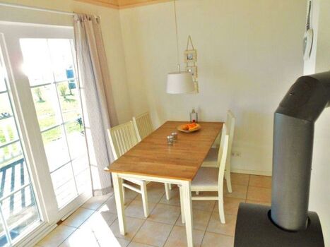 Essbereich mit Meerblick