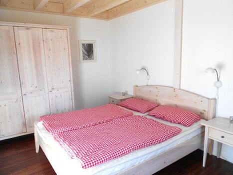 eines der Schlafzimmer