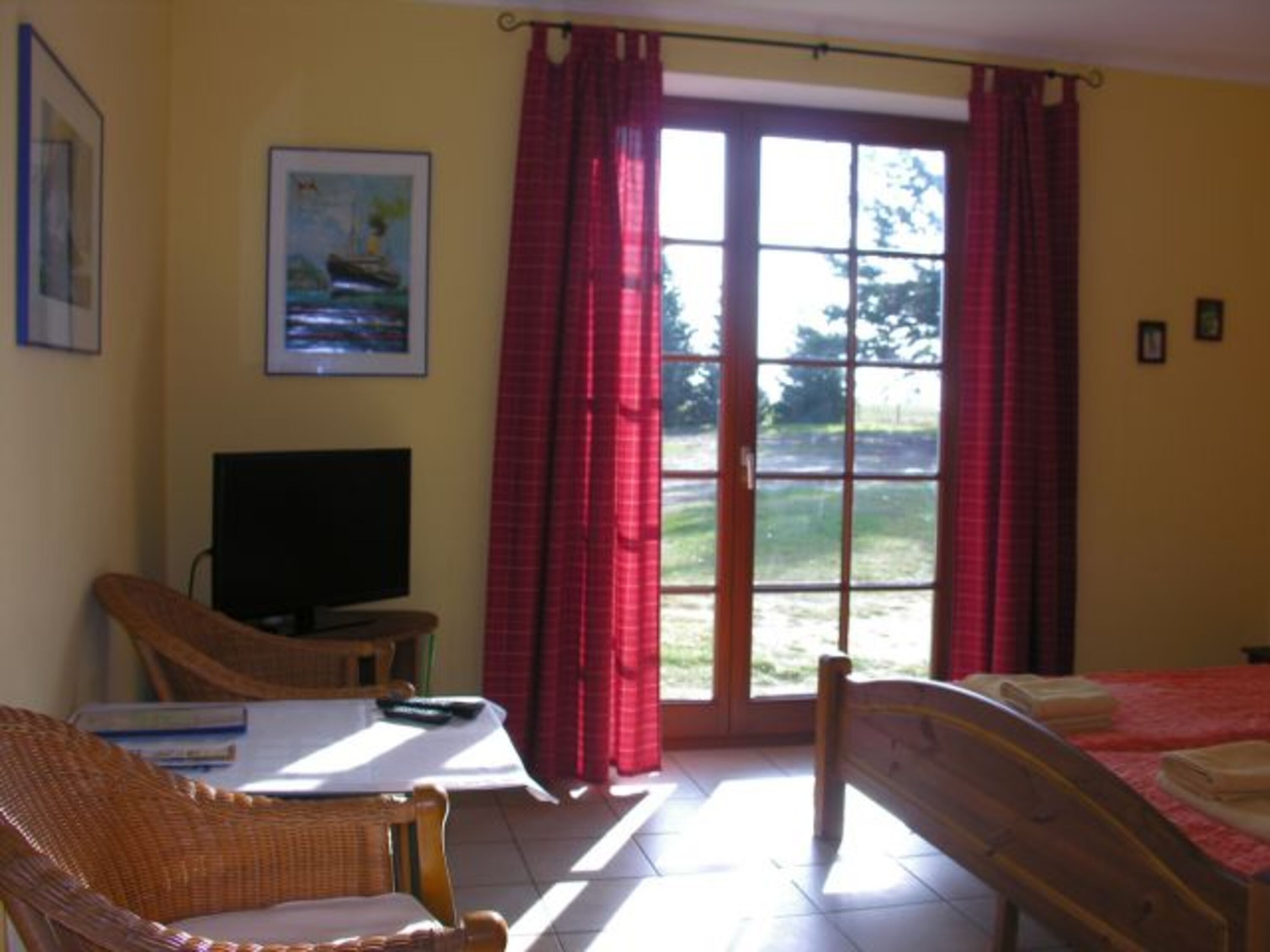 Wohn-/Schlafzimmer)