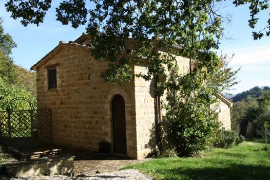 Rückseite der Casa Lucertola mit Eingang