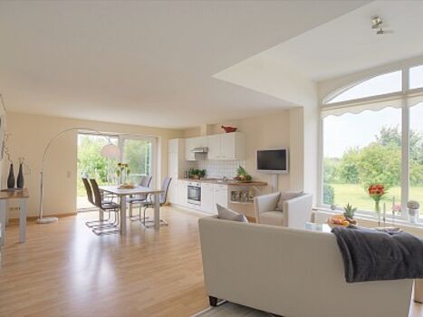 offener Wohn- Essbereich