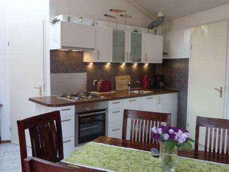 Neue Küche mit allen Annehmlichkeiten