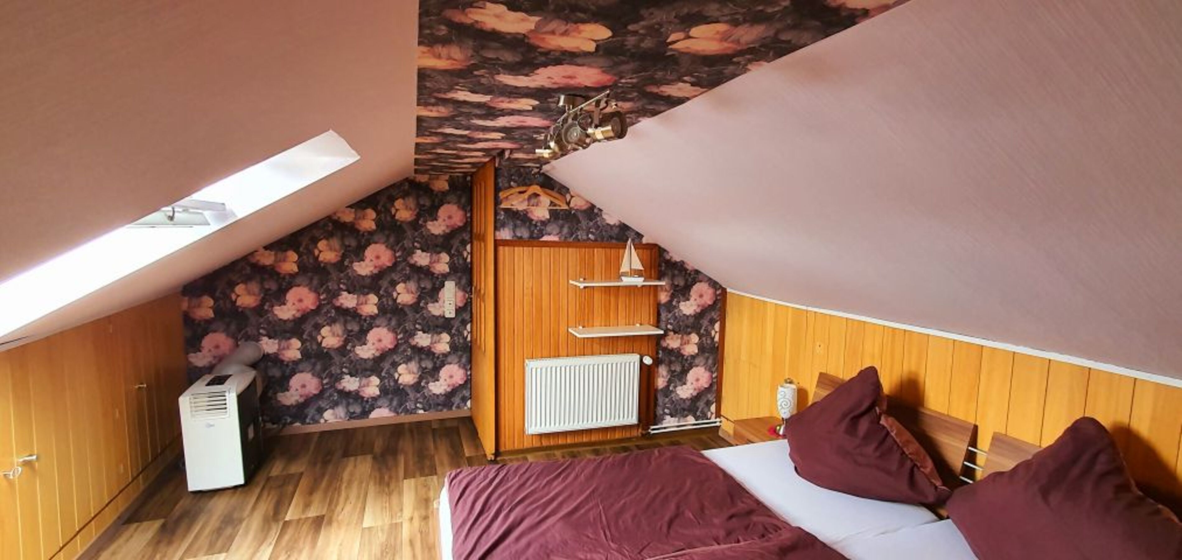 Schlafzimmer OG