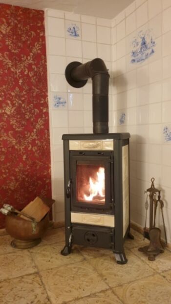 Kaminofen im Wohnzimmer