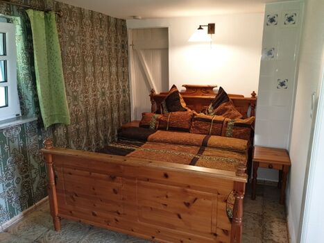 Schlafzimmer 2 mit Doppelbett 140x200cm