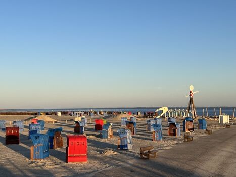 Wasserspielplatz am Strand 