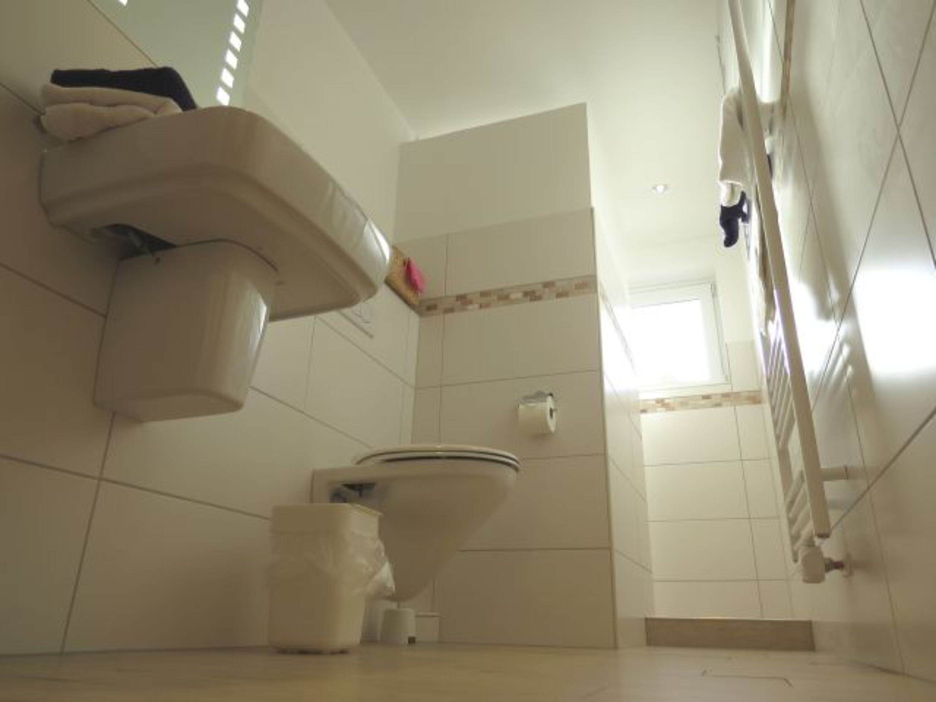 Duschbad mit WC barrierefrei begehbar
