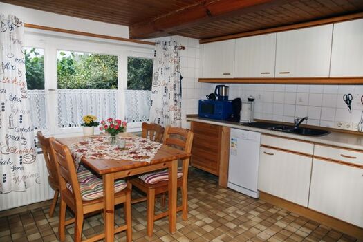 Essbereich in Küche 