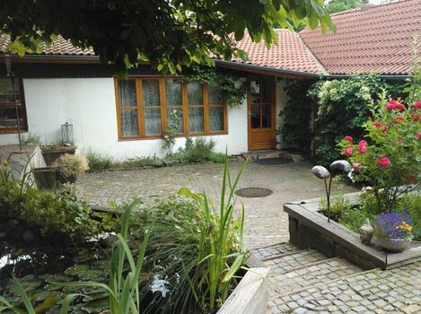 Der Eingang zum Studio 1