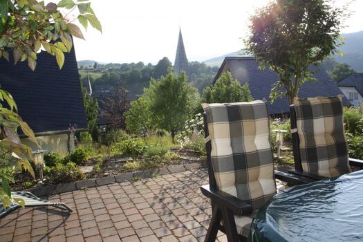 Terrasse mit Garten "Panorama I"