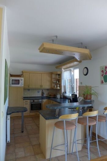 Voll ausgestattete Einbauküche