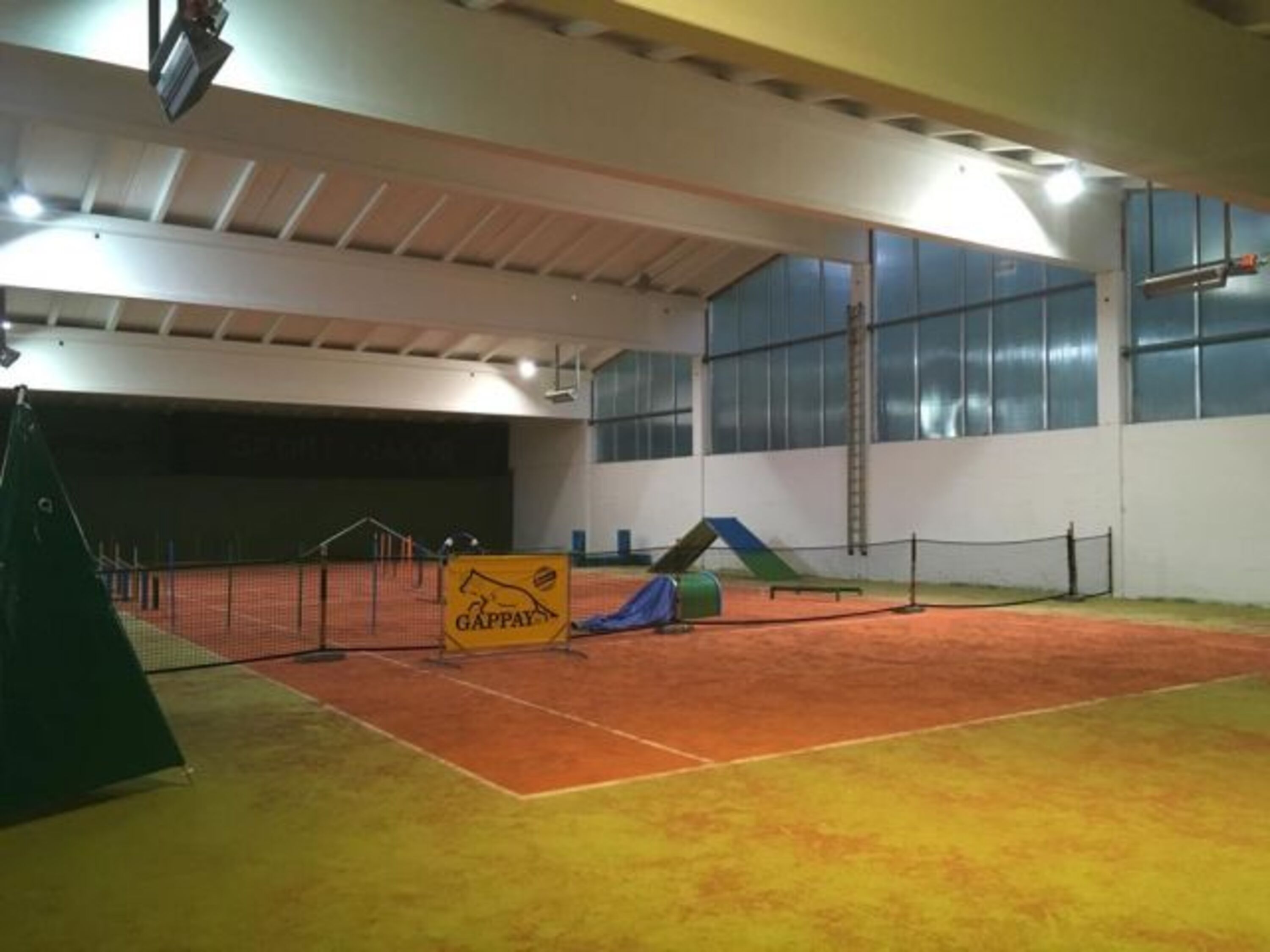 Eigene Hundehalle 