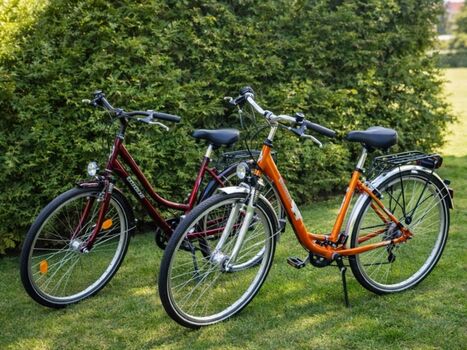 2 Fahrräder gehören zur Wohnung